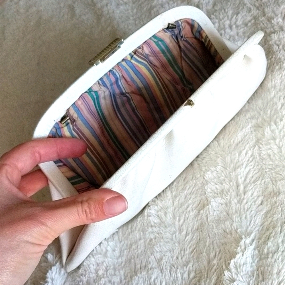 Rare Vintage 50's 60's 80's White Leather clutch